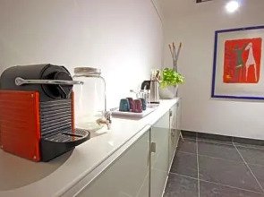 Ground Floor Canal Apartment