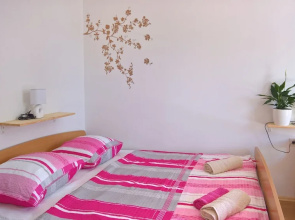 Studio "sweet Rose" Near Zr?e Beach and Town Center