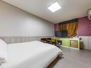 Jecheon Cello Motel