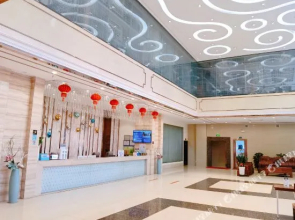 Mingquan Light bamboo Hotel