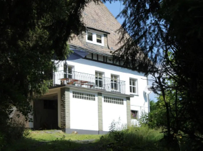 Haus Dupont
