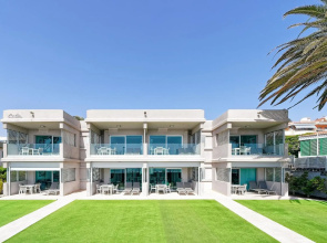 Apartamentos Con Mar