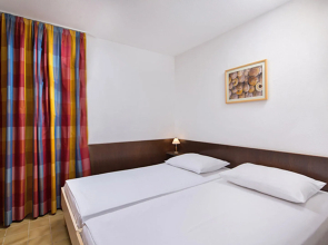 Lanterna Resort