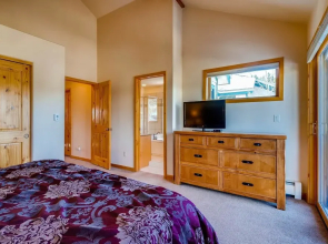 Twin Elk Lodge #c12