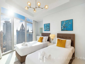 LUX The Paramount Sea View Suite