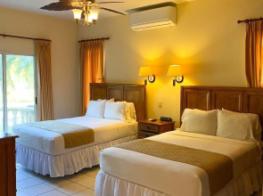 La Ensenada Beach Resort - All Inclusive