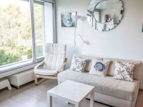 Athena Residence 9813