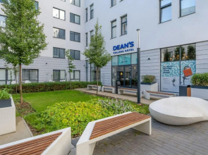 Dean’s Home Budapest