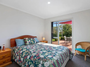 Paradise in Pohara - Pohara Beach Holiday Home