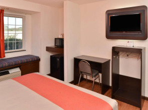 SpringHill Suites by Marriott Newark Liberty International