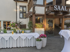 Hotel & Restaurant Becher