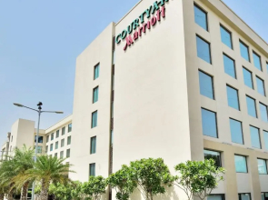 Courtyard by Marriott Agra