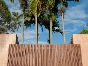Wanakarn Beach Resort & Spa