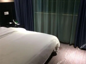 yisanbashangwujiudian