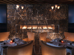 Отель Fairmont Bab Al Bahr