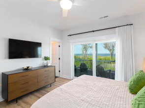 CB20 Sunset Serenade Soundfront