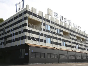 Cheonan Muse Hotel
