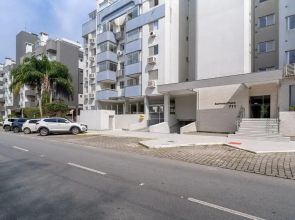 Apto 2 Qtos c/ Churrasq. a 650m da praia ESP0301