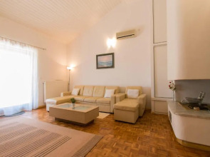 Holiday House Danka