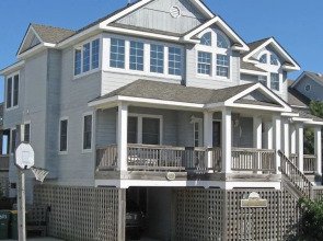 Cutty Sark - 6 Br home by RedAwning