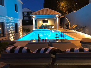 Gorgeous Villa in Dubrovnik with Swimming Pool