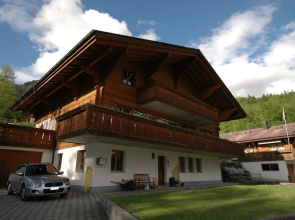 Comfortable Apartment at the Ground Floor, Terrace With View at the Wetterhorn