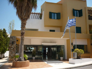 Elmi Suites Beach Hotel - All Inclusive