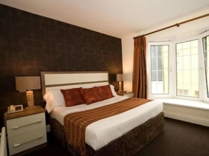 White Lady Hotel