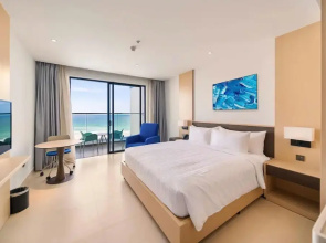 Arena Cam Ranh Beachfront Condotel