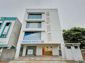 Rohaan hotels Medavakkam by UPAR