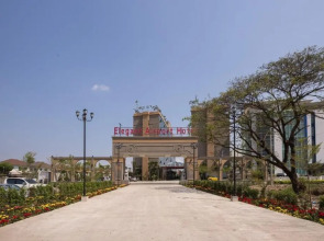 Elegant Airport Hotel