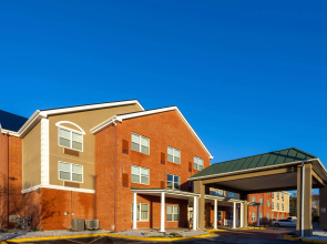 Wingate by Wyndham Waldorf/Washington DC Area