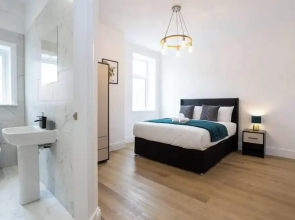 Flat 1 15 Longley Road