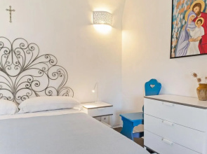 Beguiling Holiday Home in Santa Maria di Castellabate With Garden