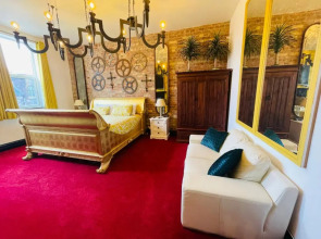 PHOENIX Executive Apartments