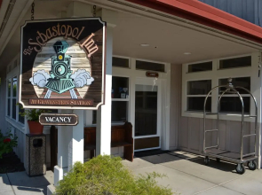 The Sebastopol Inn