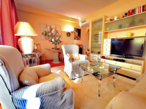 Beautiful Apartment on the beach 100