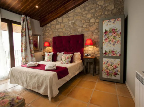Casa Tapioles