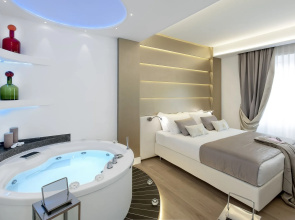 Vatican Style Suite