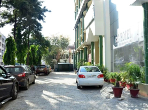Hotel TRG