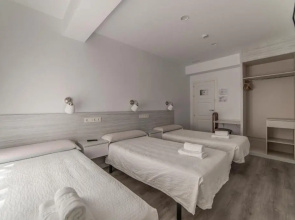 Hostal Lar