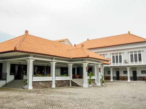 OYO 309 Avila Ketapan Rame Hotel
