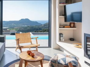 Villa Aragma in Mariou