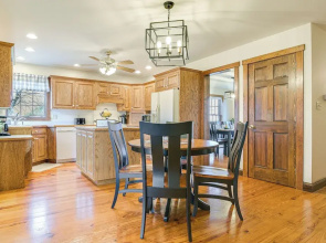 4 Mi to the Amish Village: Spacious Home w/ Deck!