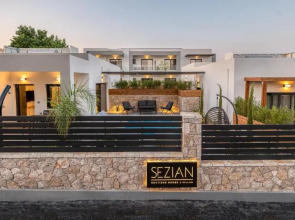 Sezian Boutique Homes & Villas