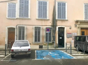 Chambre privée totalement indépendante au cœur de la ville