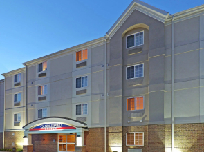 Candlewood Suites Fayetteville – University of Arkansas by IHG