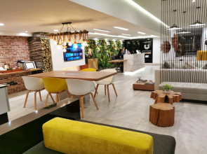Benviar Tonson Residence