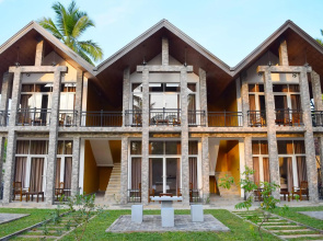 Monarch Residence