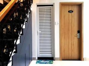 Benzen Boutique Stays Hostel and Apartment